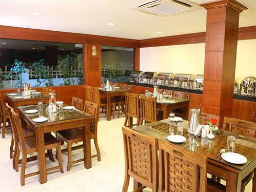 Meenakshi'S Sunshine Hotel Madurai Exterior foto